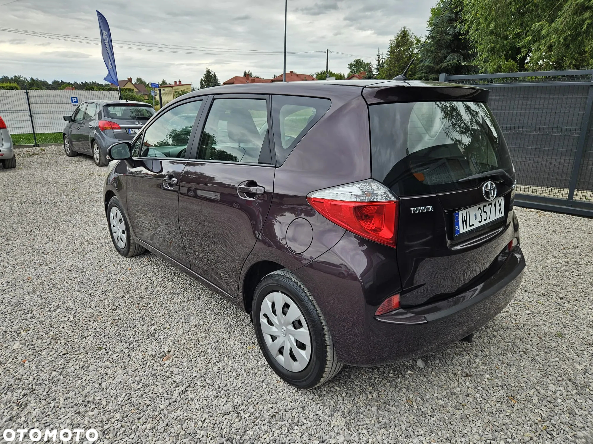 Toyota Verso S 1.33 VVT-i Life - 10