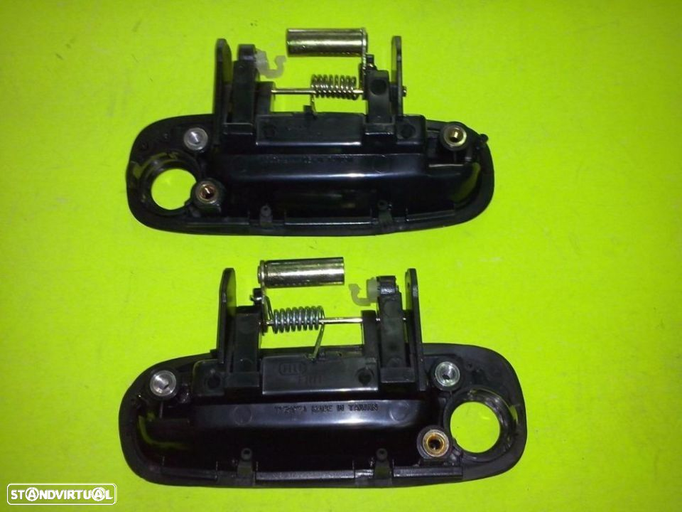 puxadores porta Toyota corolla E11 1997-2002 (novos) - 2