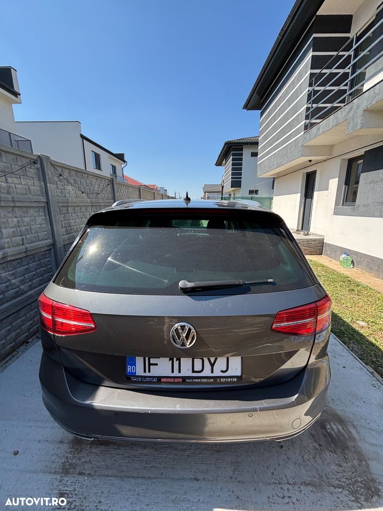 Volkswagen Passat 1.6 TDI SCR DSG Business - 35