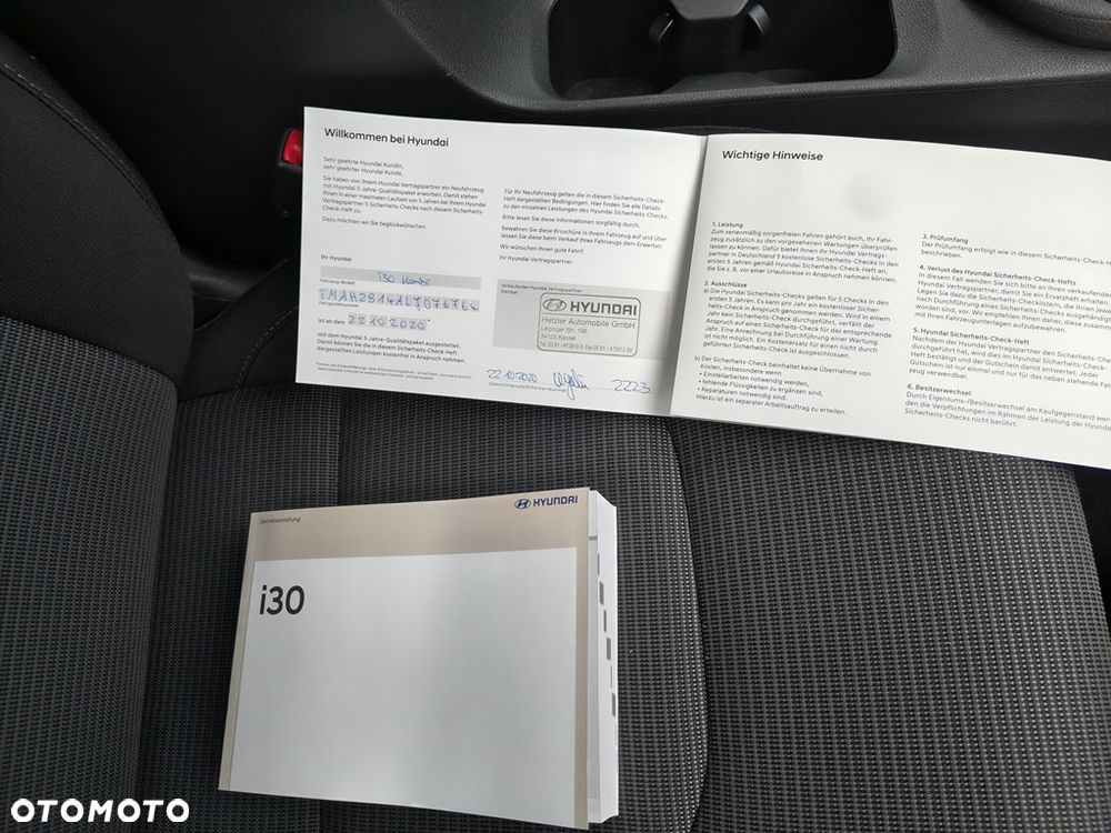 Hyundai i30 i30cw 1.4 Fifa World Cup Edition - 31