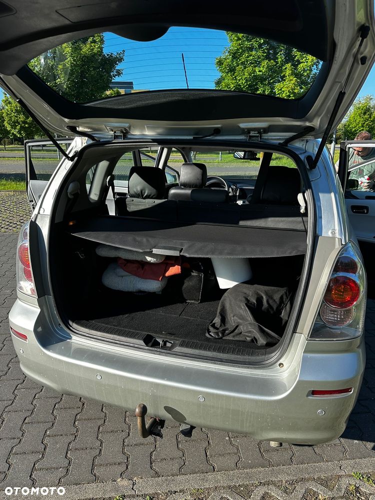 Toyota Corolla Verso 1.8 Prestige + 7os MM - 5