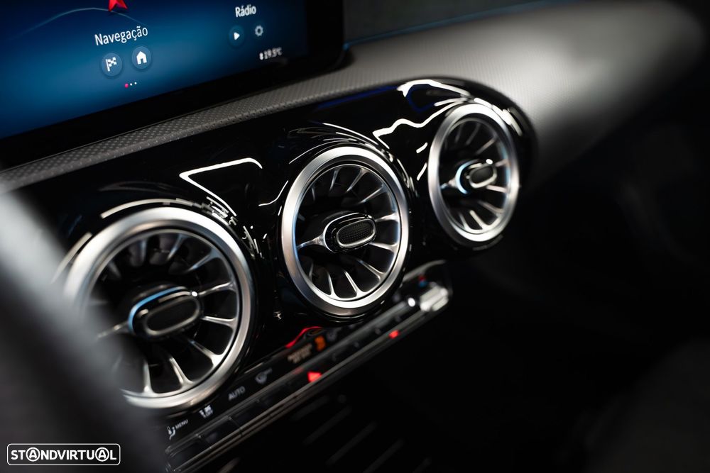 Mercedes-Benz CLA 250 e Shooting Brake AMG Line - 46