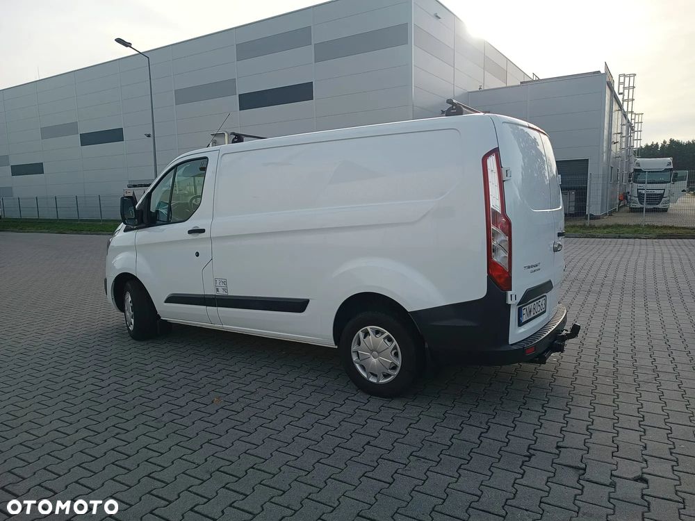 Ford TRANSIT CUSTOM - 2