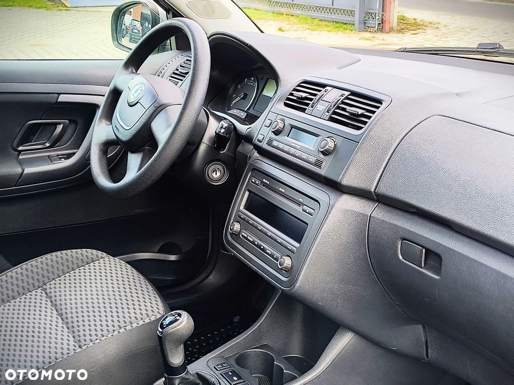 Skoda Fabia - 10