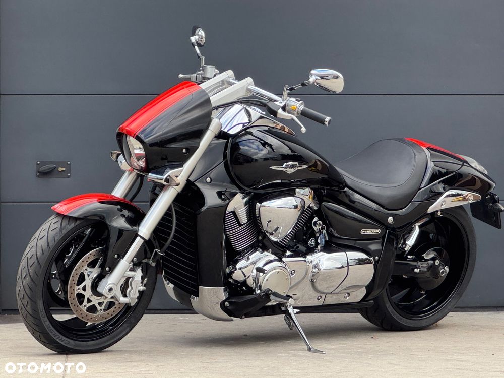 Suzuki Intruder - 25