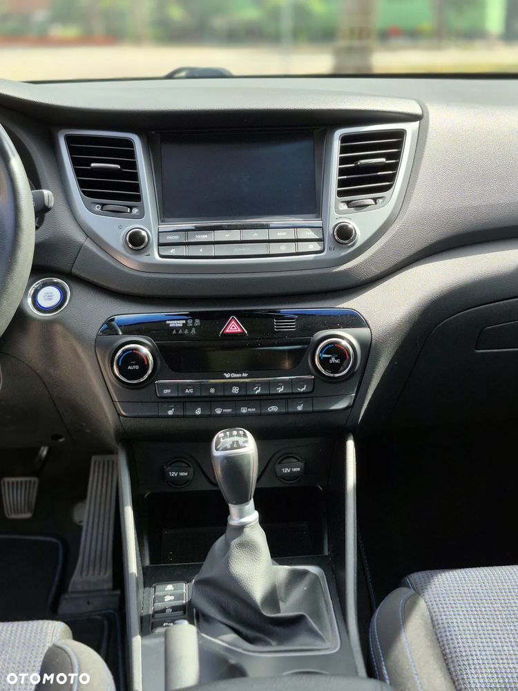 Hyundai Tucson 1.7 CRDI BlueDrive Comfort 2WD - 14
