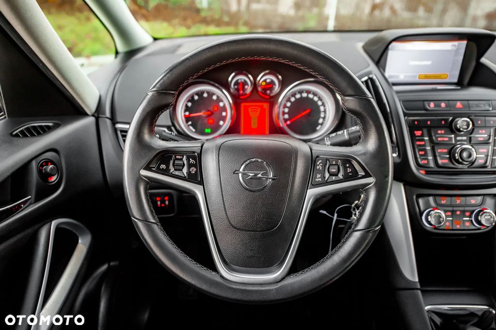 Opel Zafira 1.4 T Cosmo - 21