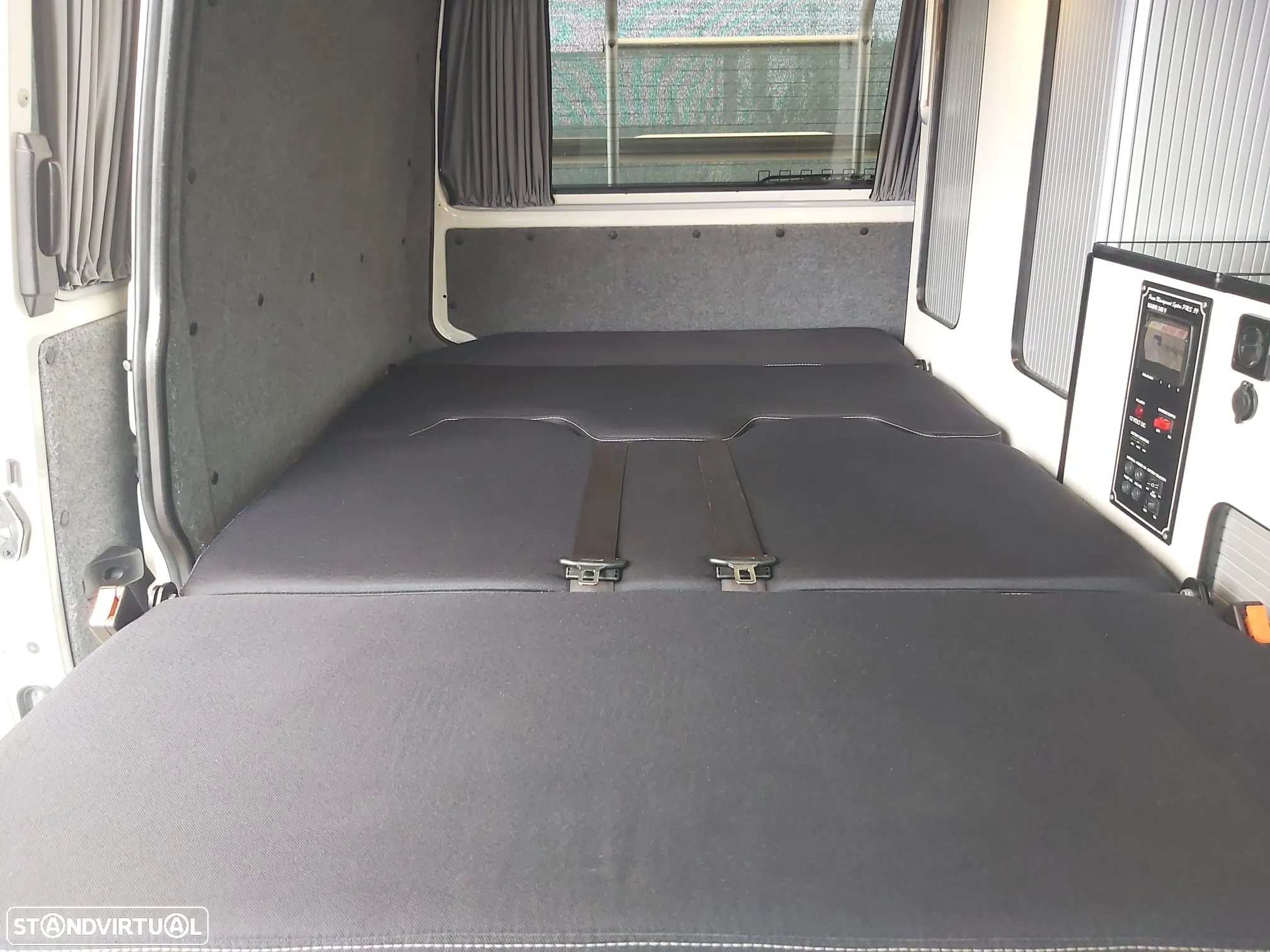 VW California T4 2.5 TDI-California-Campervan - 20