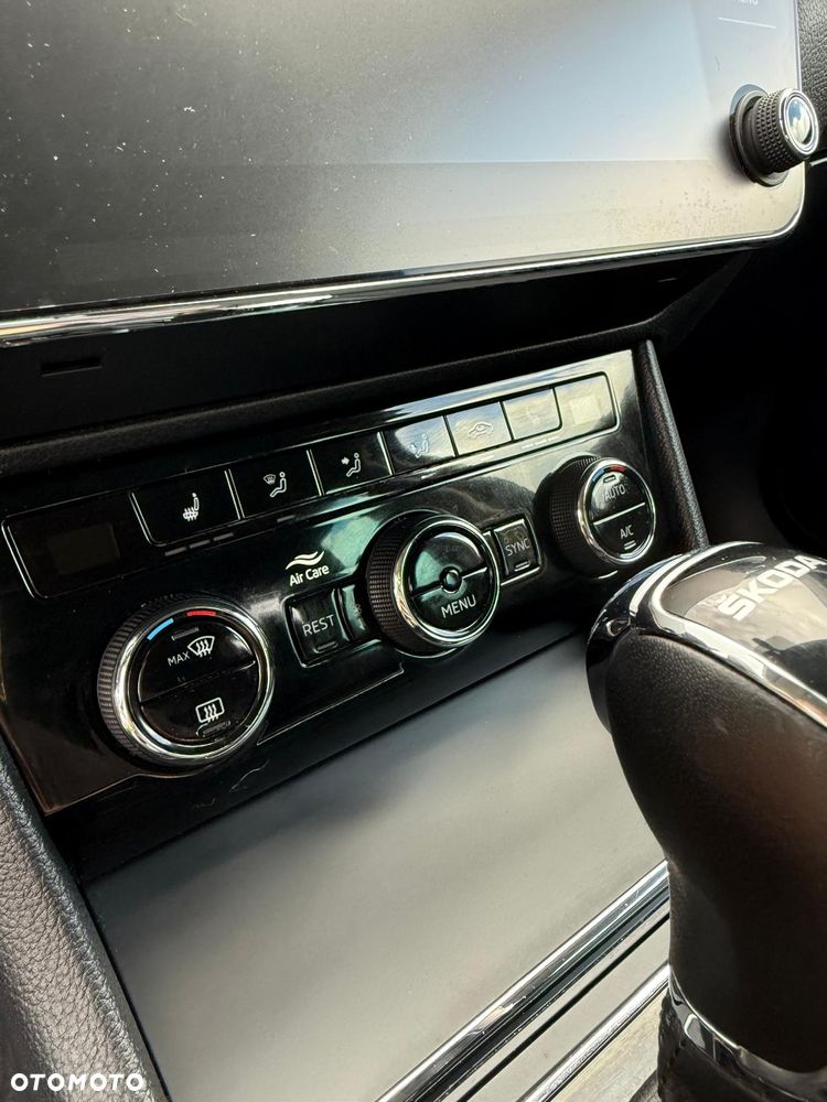 Skoda Superb 2.0 TDI Active DSG7 - 20