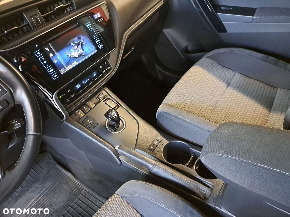 Toyota Auris - 29