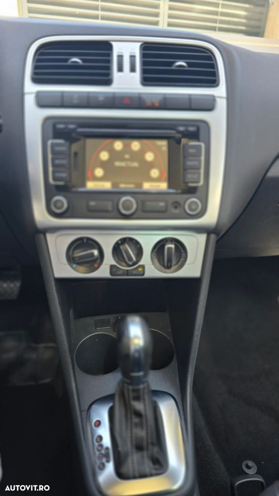 Volkswagen Polo 1.4 DSG Highline - 9