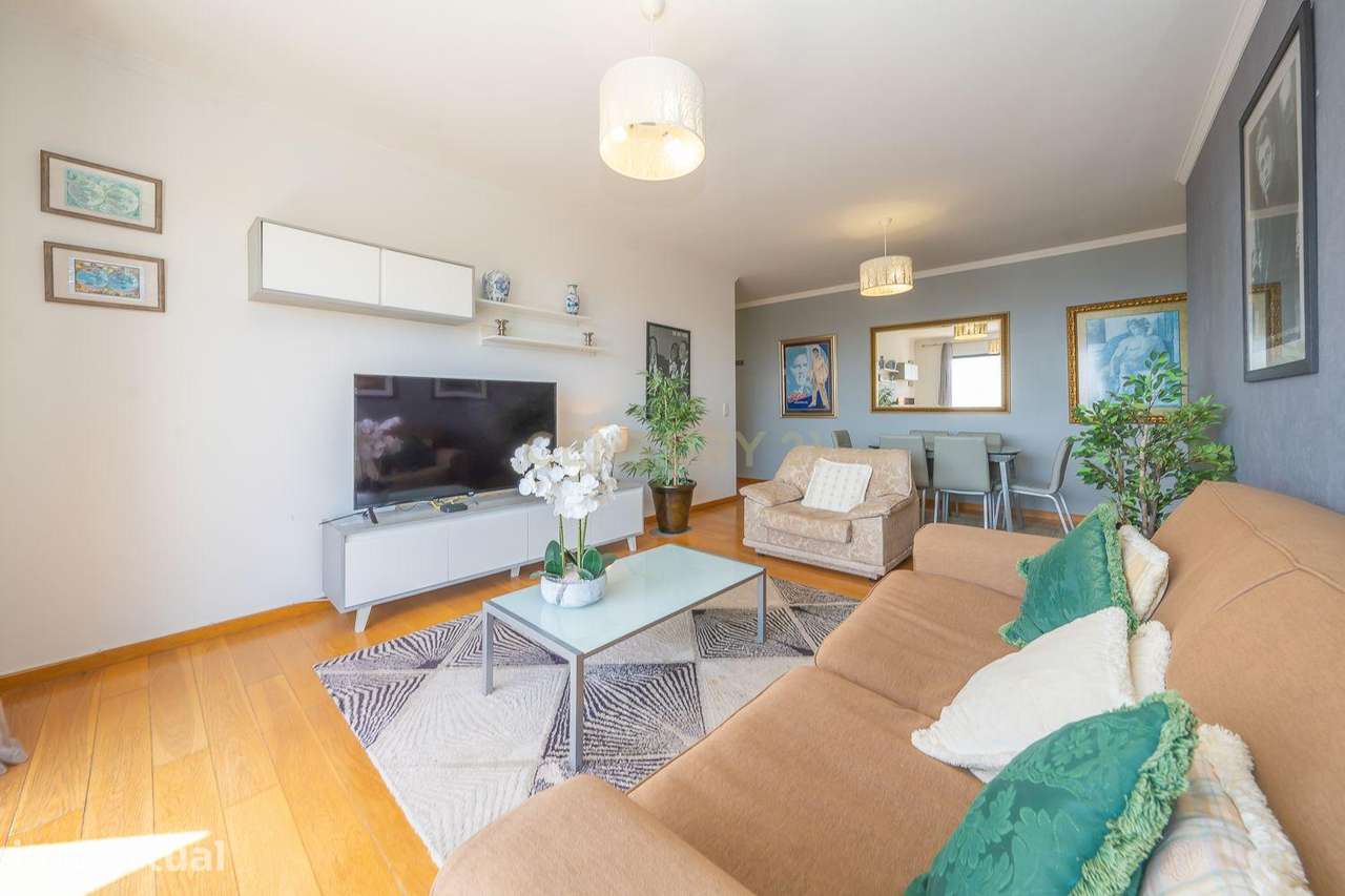 Apartamento T2 com Vista Mar, Totalmente Mobilado e com Licença AL - C - Grande imagem: 3/39