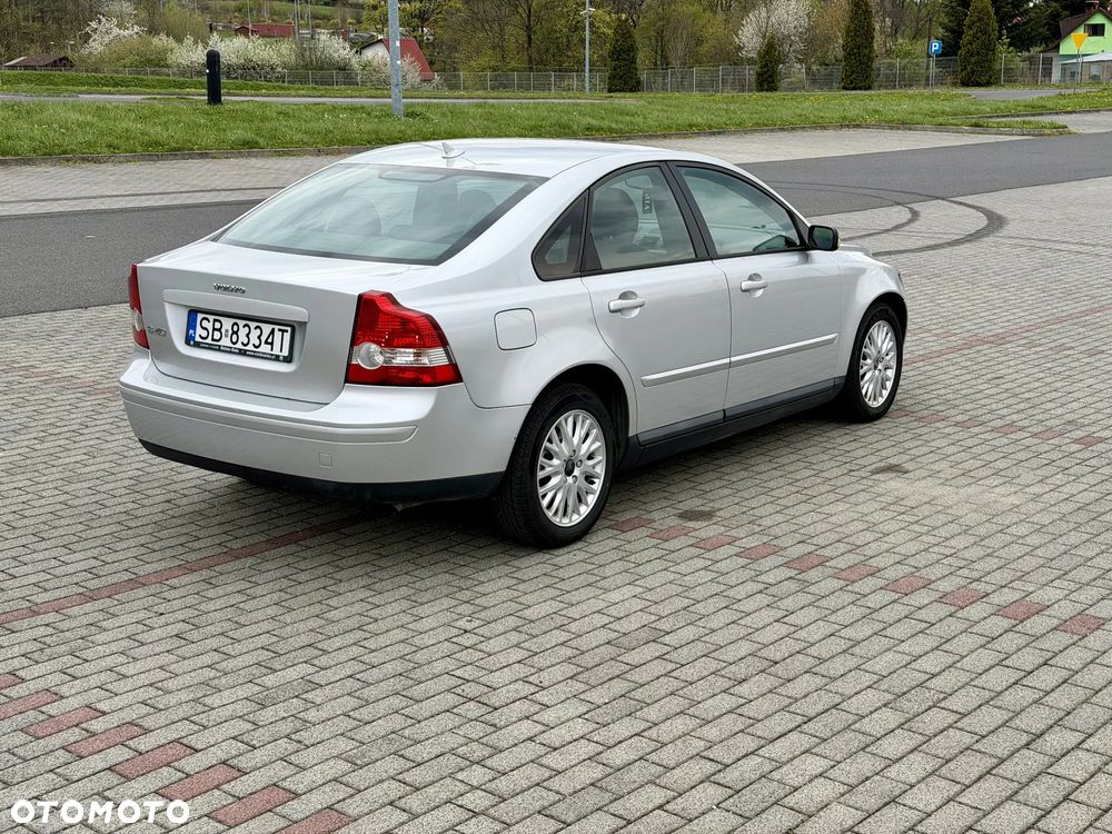 Volvo S40 2.4i - 4