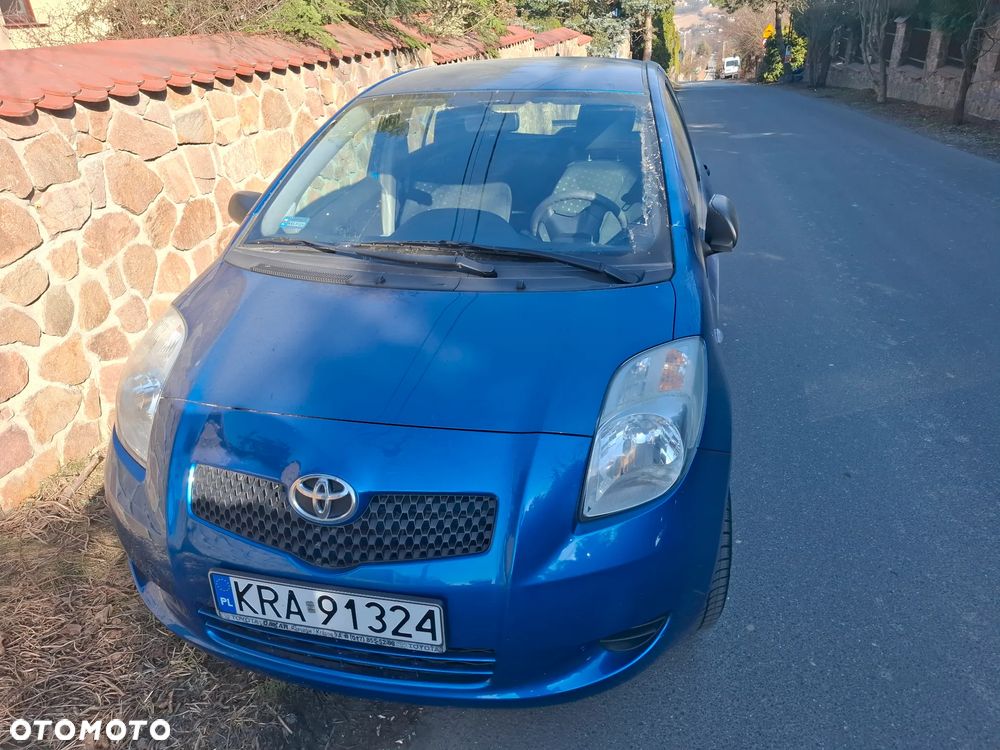 Toyota Yaris 1.3 Luna - 1