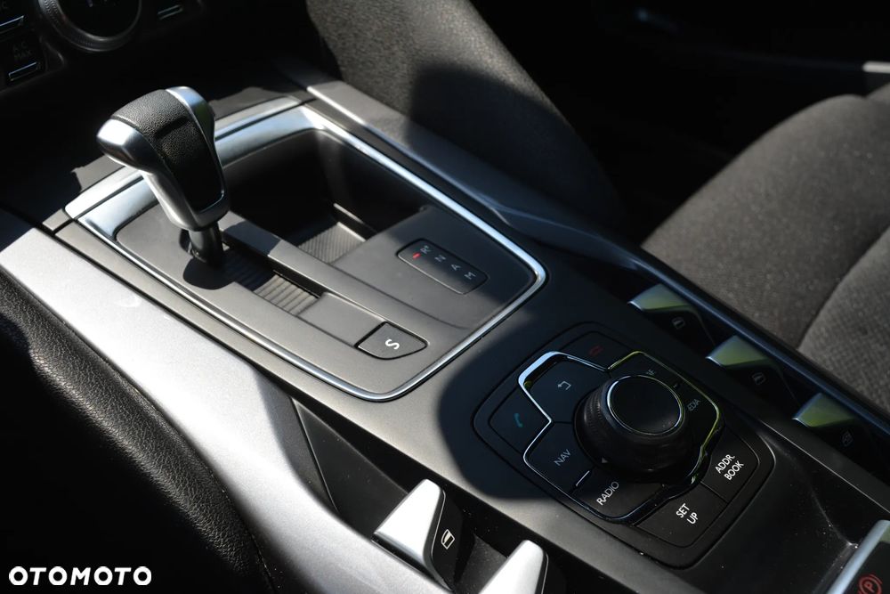 Citroën DS5 e-HDi 115 EGS6 Chic - 10