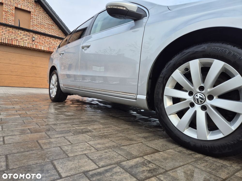 Volkswagen Passat 2.0 Blue TDI SCR Exclusive - 17