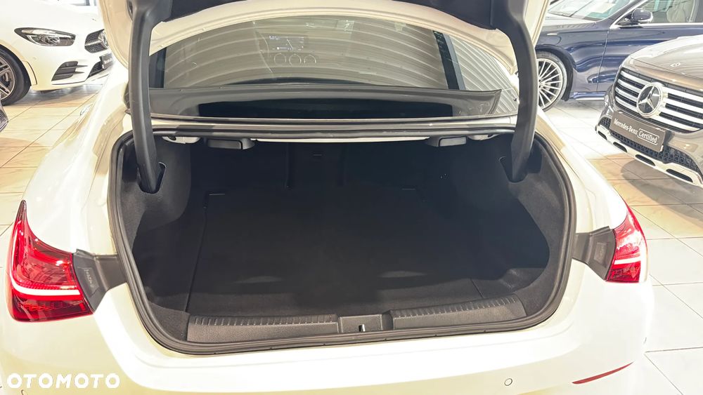 Mercedes-Benz CLA 200 AMG Line 7G-DCT - 35