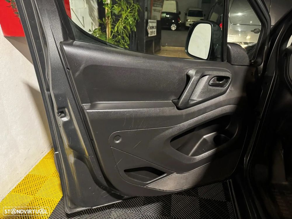 Citroën Berlingo 1.6 BlueHDi XTR - 31