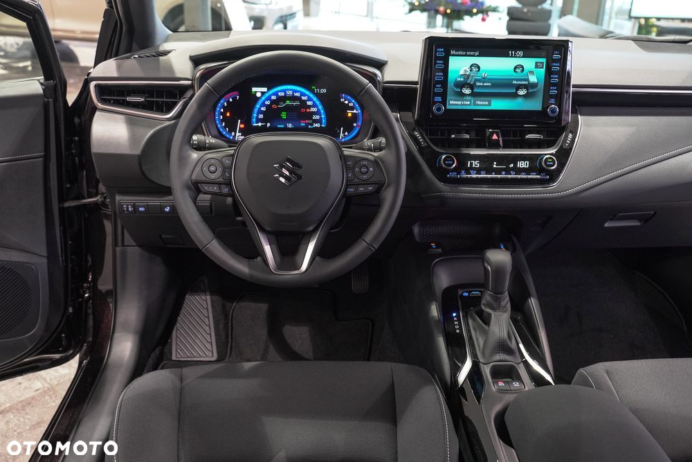 Suzuki Swace 1.8 Hybrid Premium Plus CVT - 22