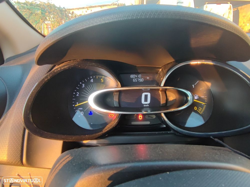Renault Clio Sport Tourer 1.5 dCi - 7