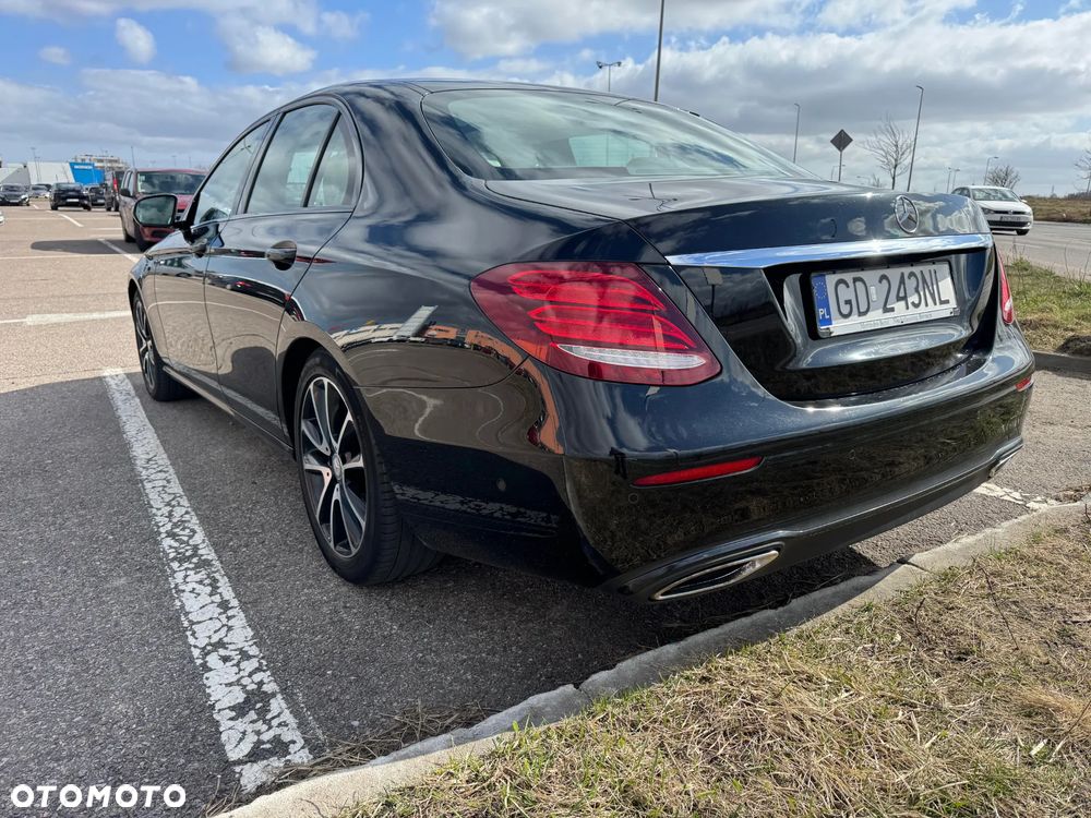 Mercedes-Benz Klasa E 200 9G-TRONIC - 5