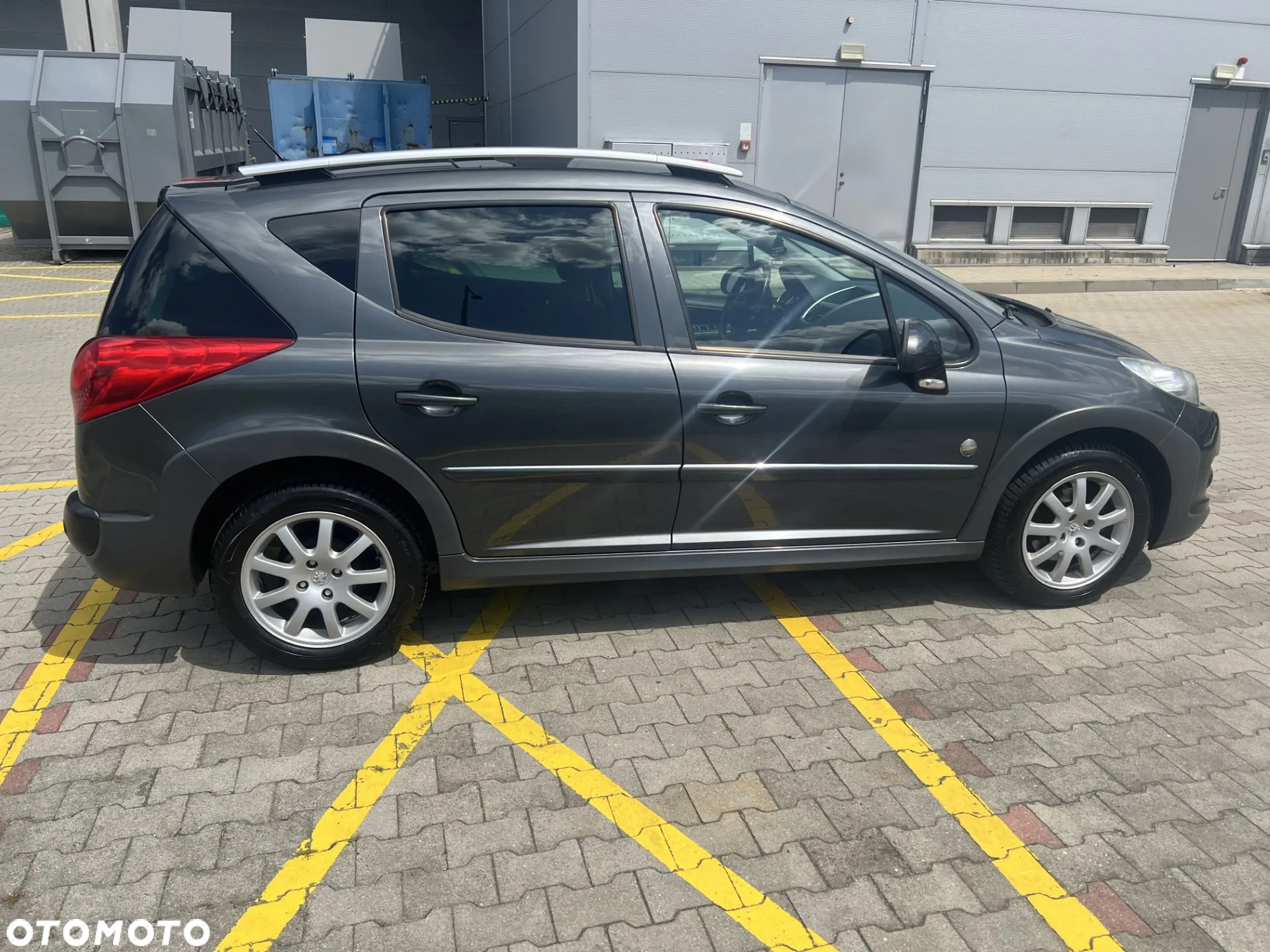 Peugeot 207 Outdoor 1.6 HDi - 4