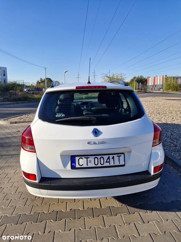 Renault Clio - 6