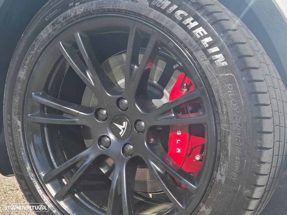 Tesla Model Y Performance Tração Integral - 9