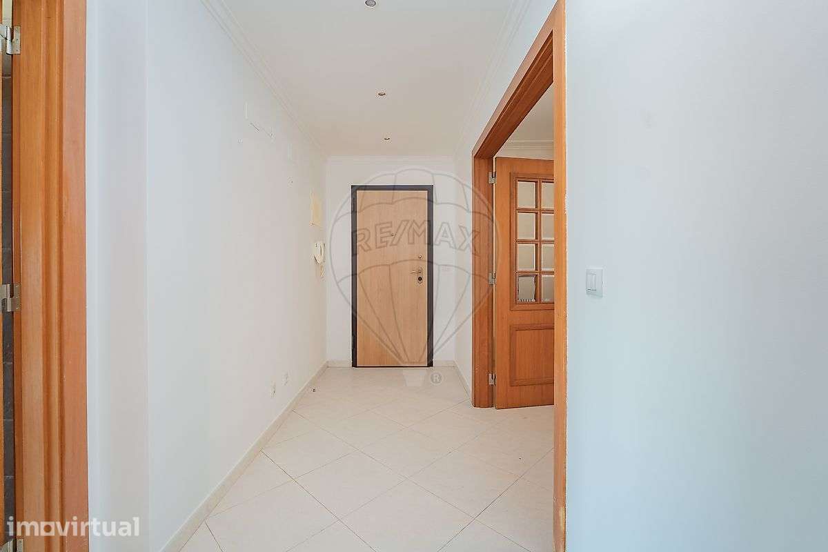 Apartamento T2 para arrendamento - Grande imagem: 3/27