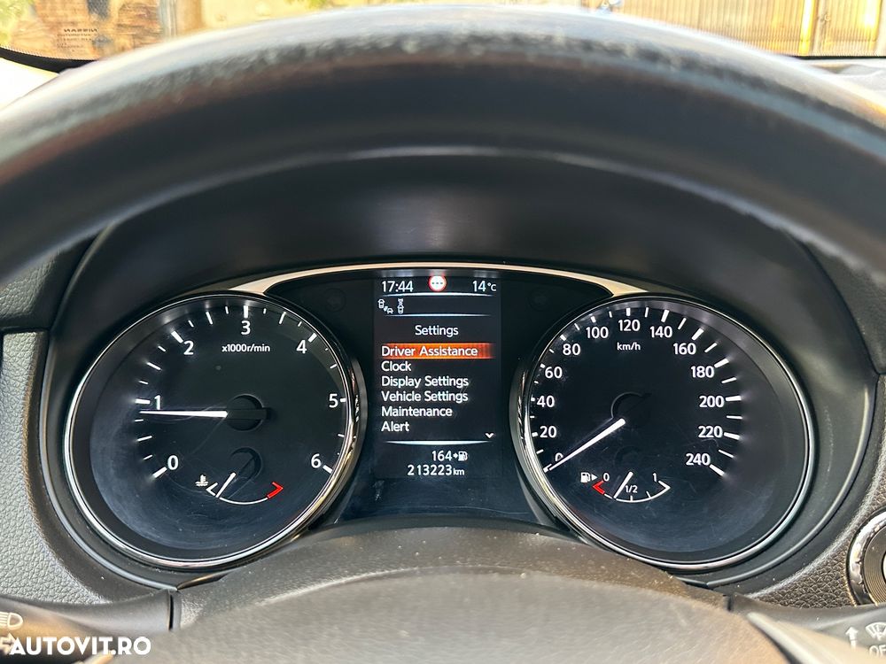 Nissan X-Trail 1.6 dCi ALL-MODE 4x4i Tekna - 26