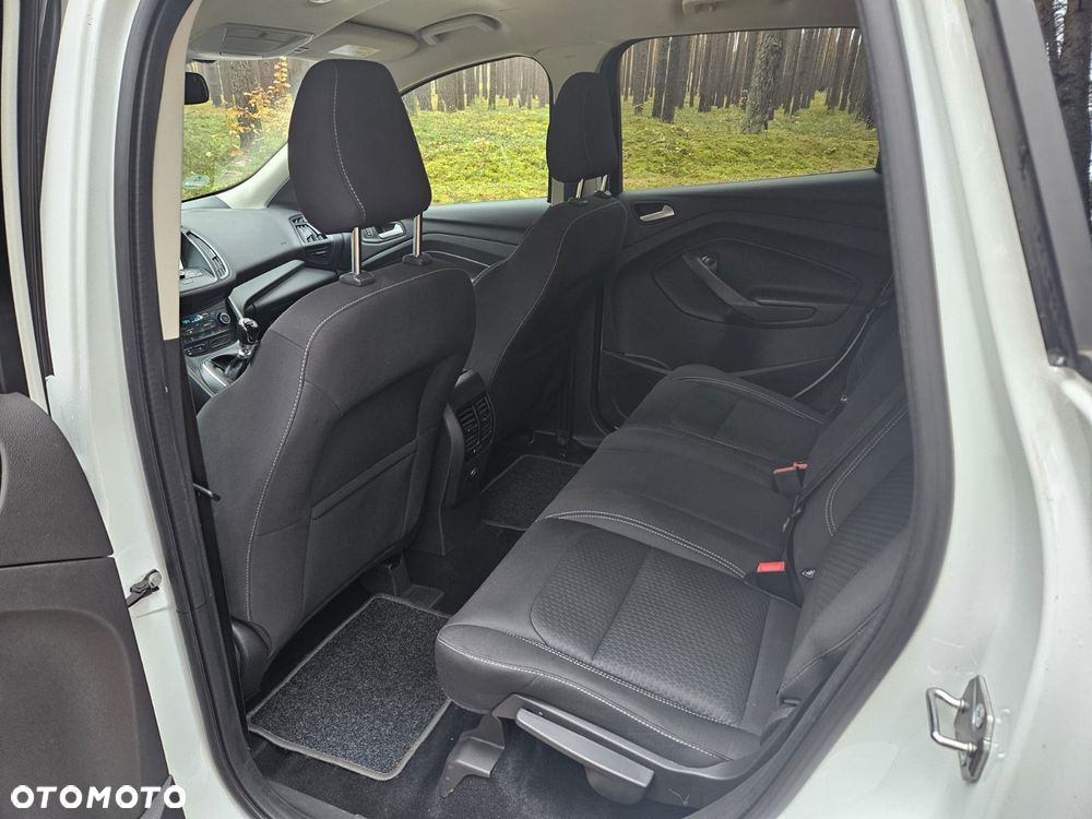 Ford Kuga 2.0 TDCi 2x4 Individual - 17