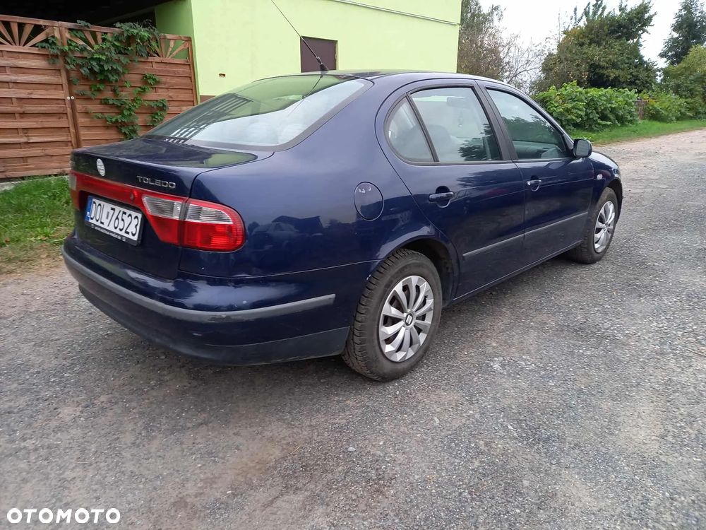 Seat Toledo II 1.6 BENZYNA stan Dobry Zarejestrowany i Opłacony - 2