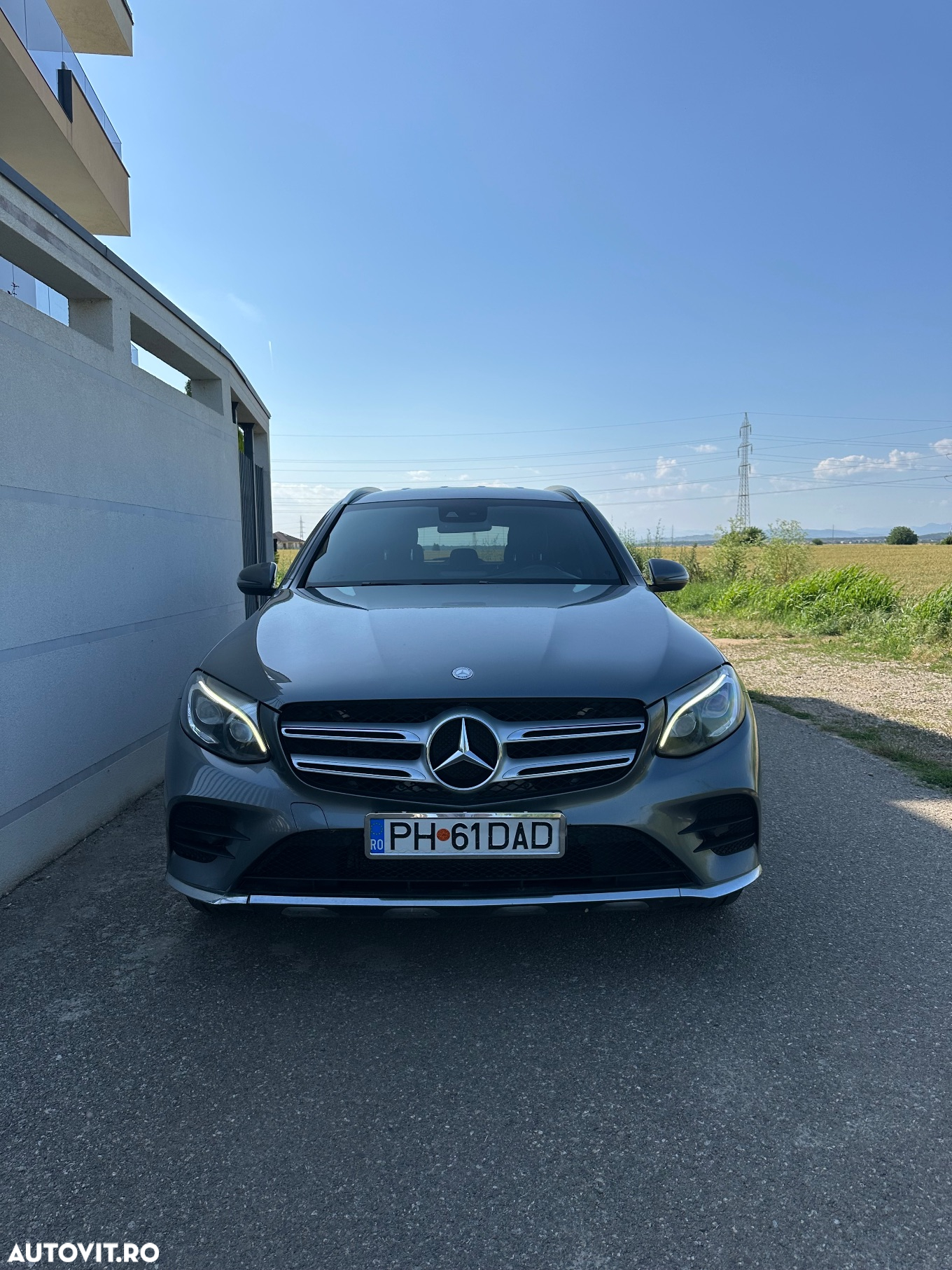 Mercedes-Benz GLC 220 d 4Matic 9G-TRONIC AMG Line - 2