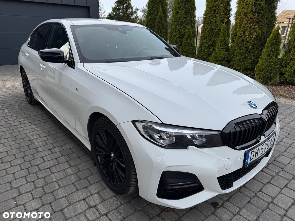 BMW Seria 3 318d M Sport - 31