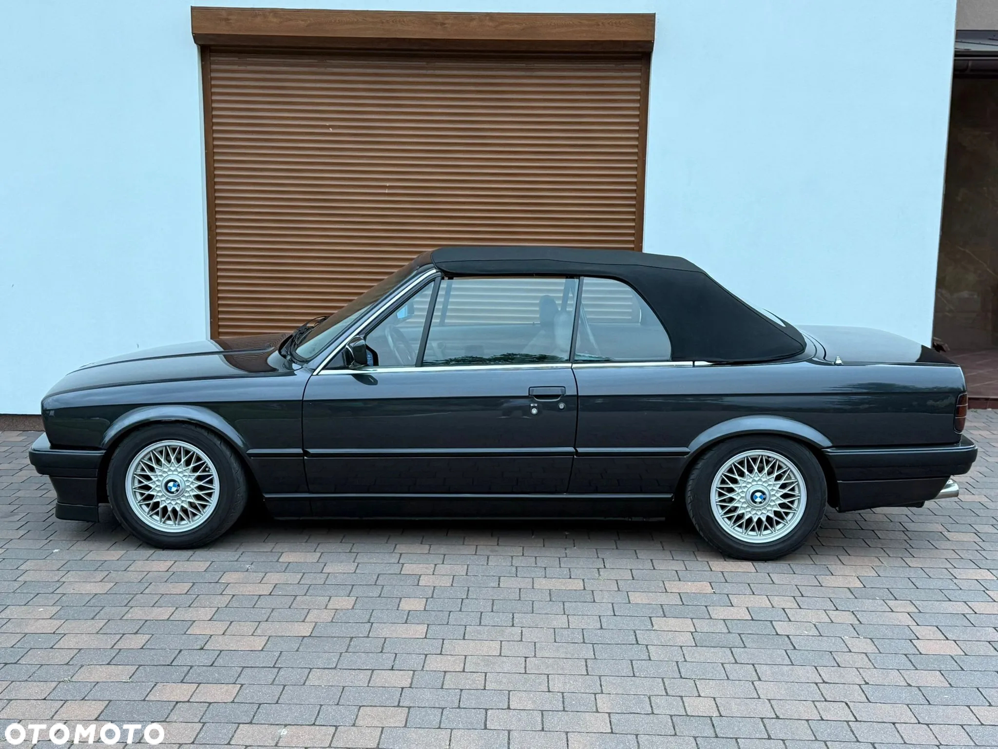 BMW Seria 3 325i - 4