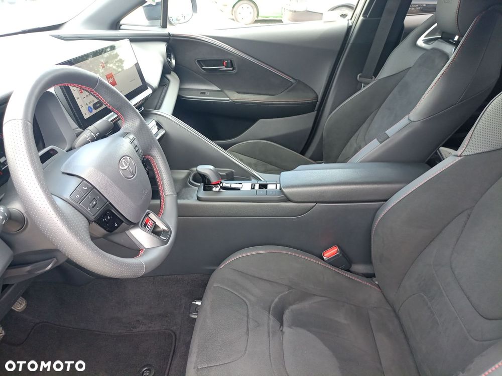 Toyota C-HR - 16