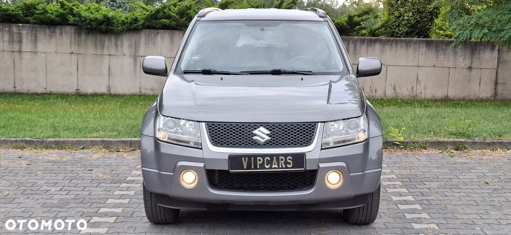 Suzuki Grand Vitara 2.0 Comfort + Family - 4