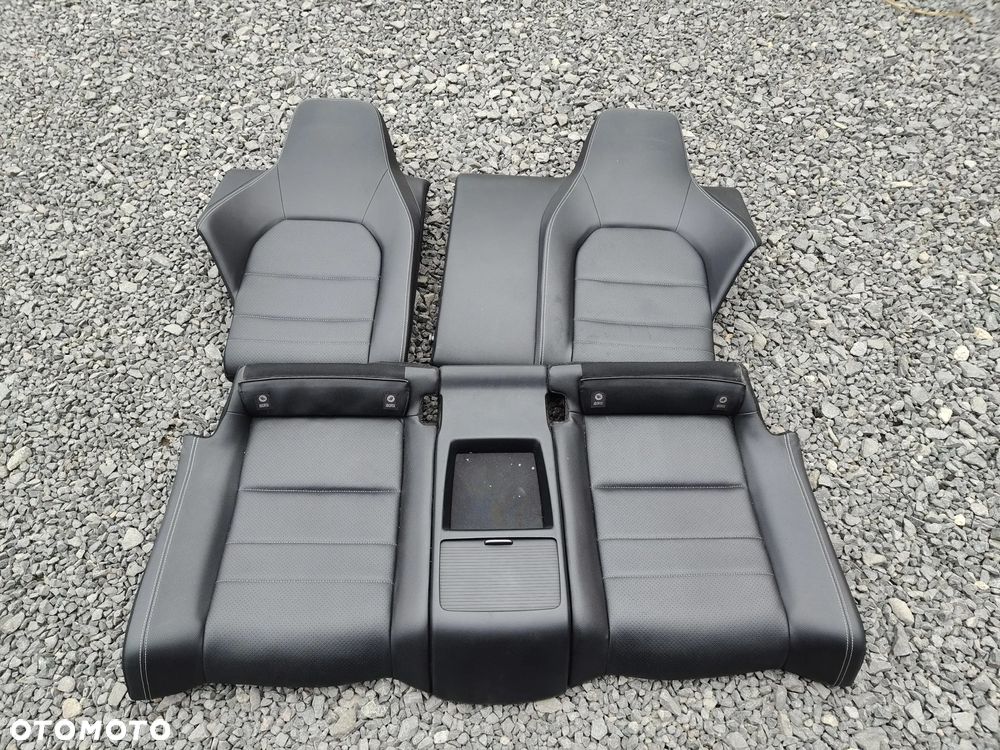 MERCEDES W204 Coupe Lift Kanapa Tylna Biała Nić - 1