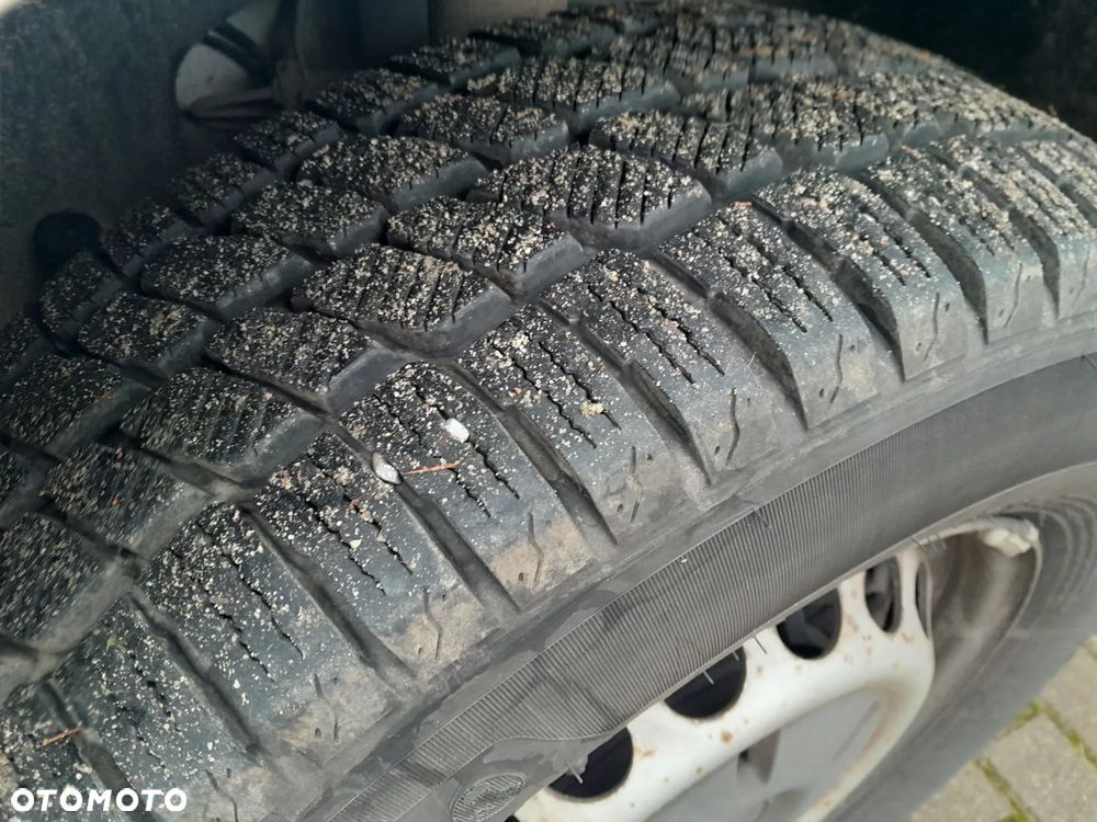 Mercedes-Benz Sprinter - 9