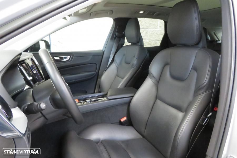 Volvo XC 60 2.0 T6 PHEV Ultimate Dark AWD - 9