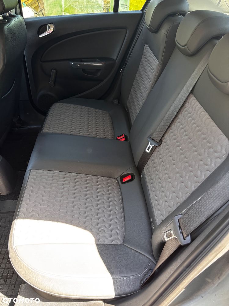 Opel Corsa 1.3 CDTI Essentia - 10