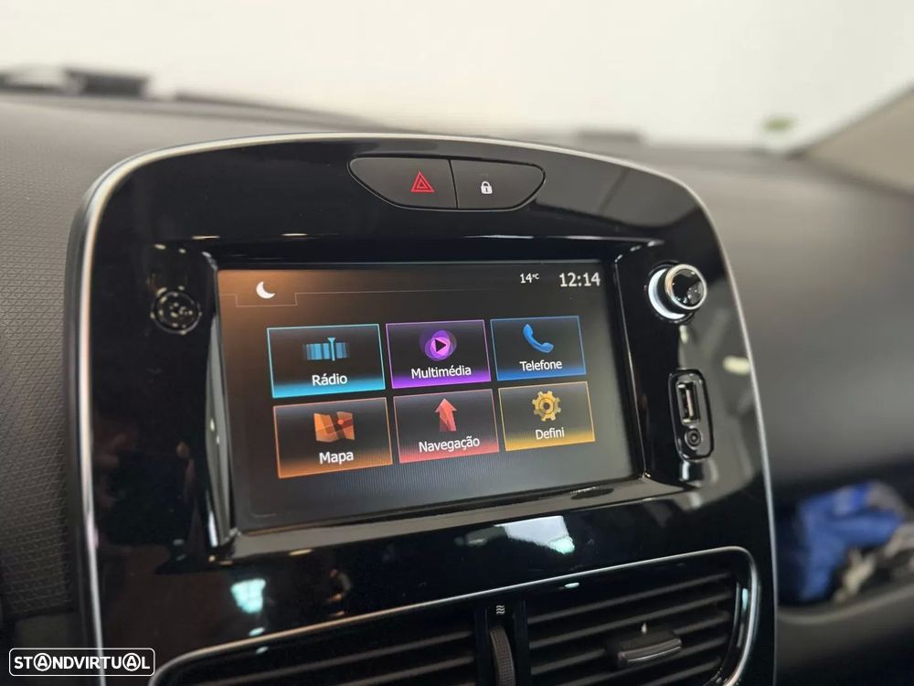 Renault Clio 0.9 TCe Limited Bi-Fuel - 24