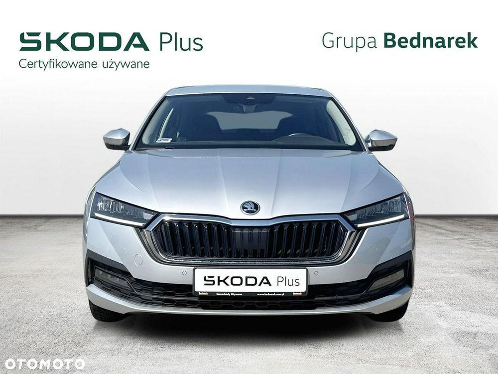 Skoda Octavia 2.0 TDI Ambition DSG - 8