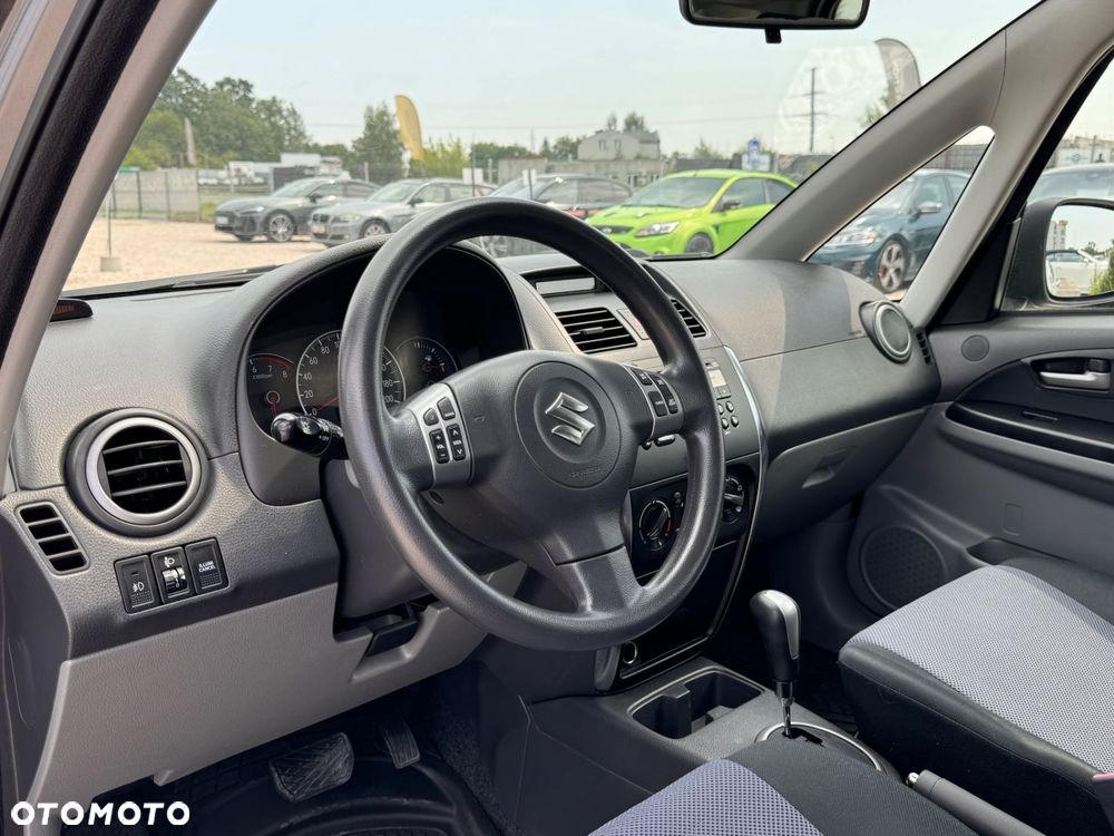 Suzuki SX4 - 11