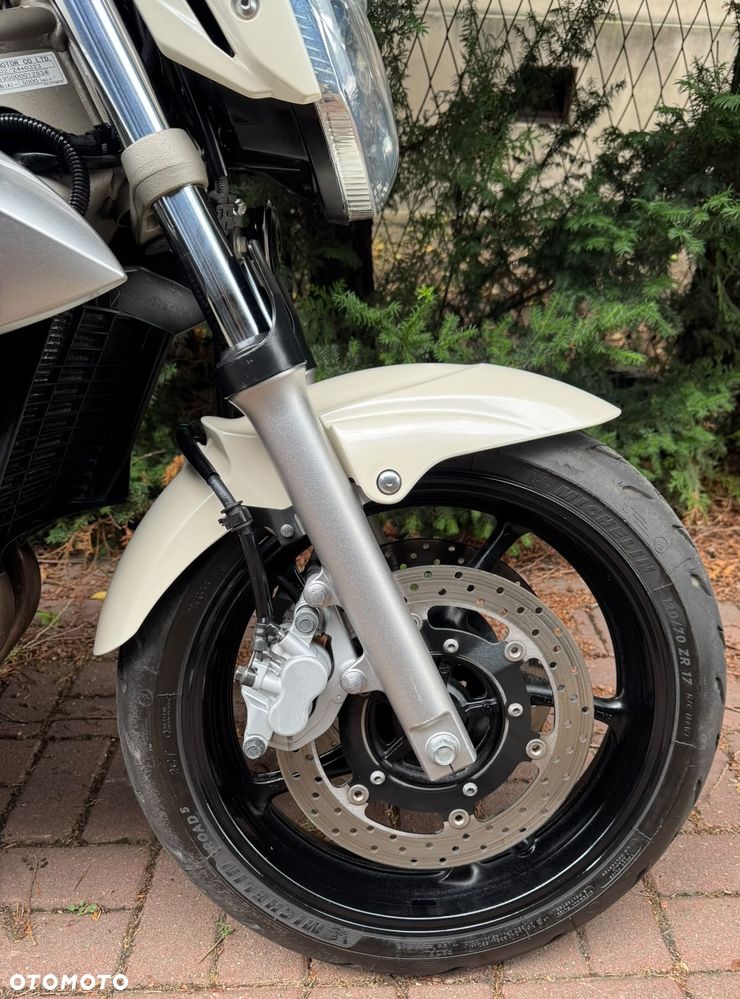 Yamaha XJ - 6