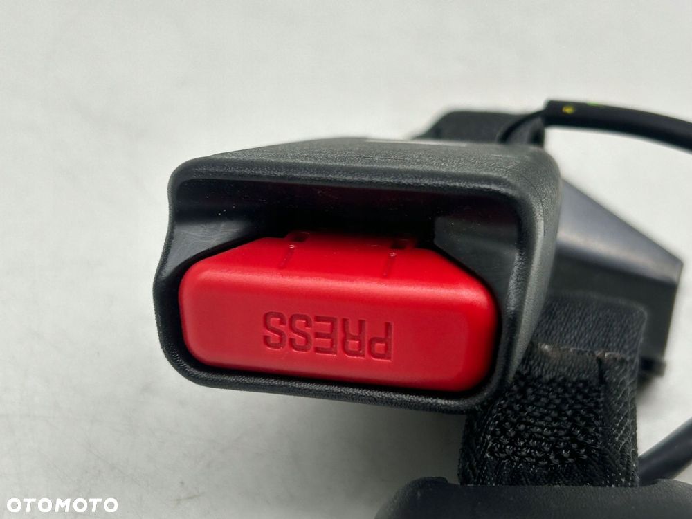 klamra pasa tylnego renault megane e-tech 888425945r - 3