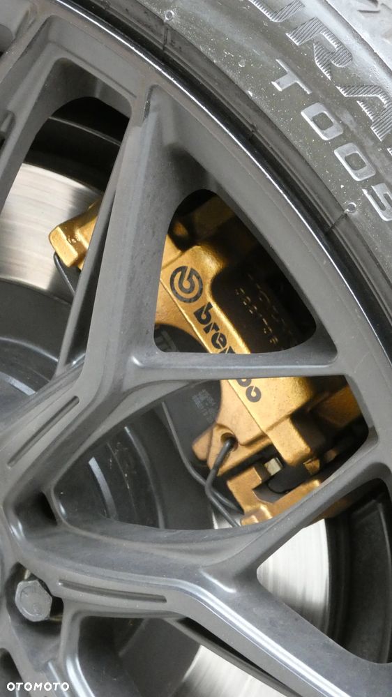 Volvo S60 T6 AWD R-Design - 9
