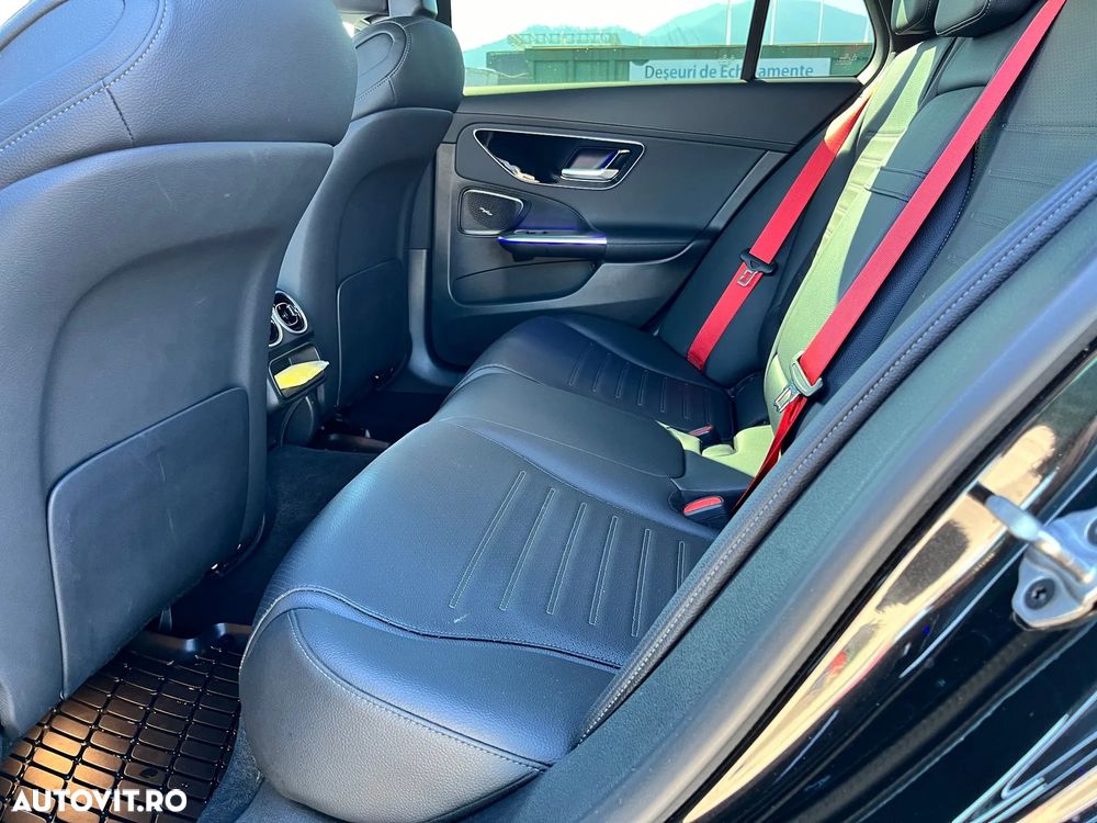 Mercedes-Benz C 300 4MATIC 9G-TRONIC - 12