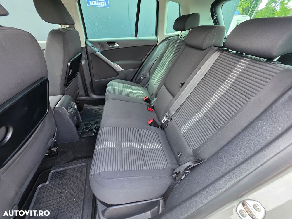 Volkswagen Tiguan - 9