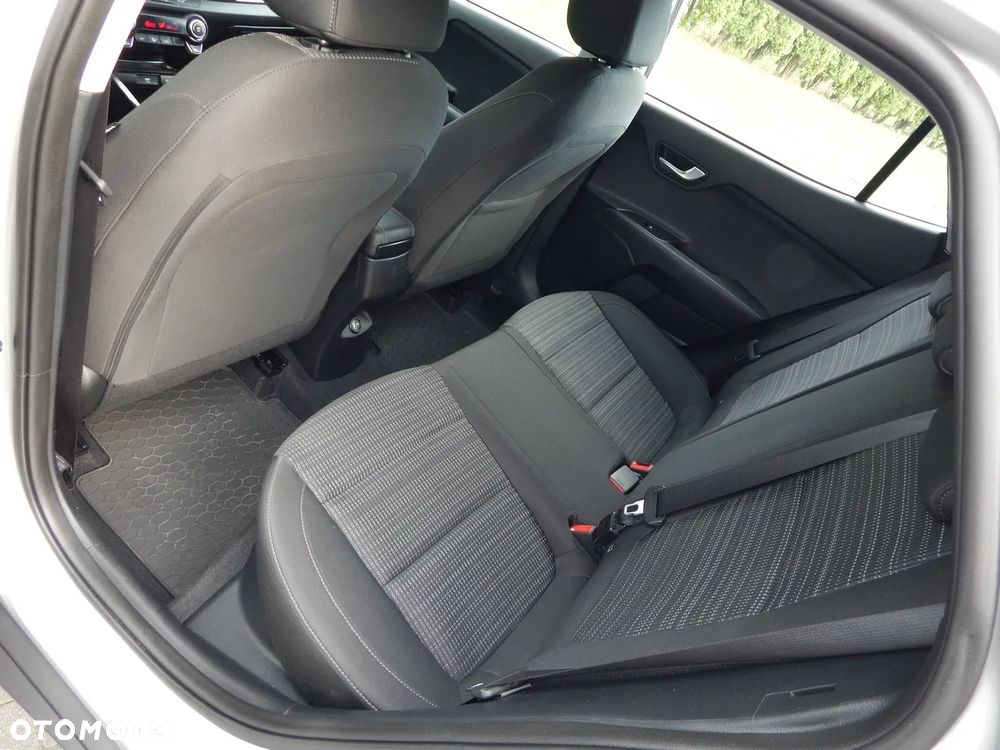 Kia Stonic 1.0 T-GDI L DCT - 11